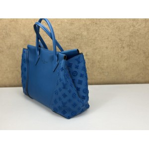 LOUIS VUITTON VEAU CACHEMIRE TOTE W GM LOUIS VUITTON VEAU CACHEMIRE TOTE W GM